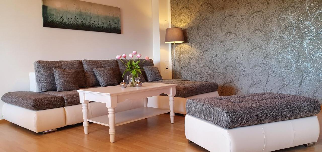 Moderne Ferienwohnung Mit Eigenem Garten Und Traumhaften Blick Wilhelmsthal Luaran gambar
