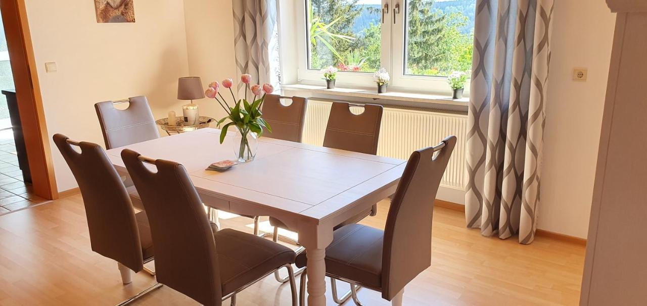 Moderne Ferienwohnung Mit Eigenem Garten Und Traumhaften Blick Wilhelmsthal Luaran gambar