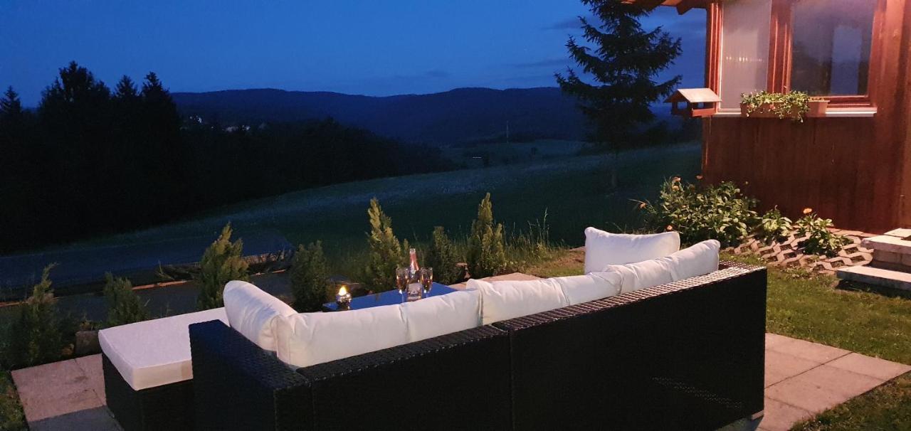 Moderne Ferienwohnung Mit Eigenem Garten Und Traumhaften Blick Wilhelmsthal Luaran gambar