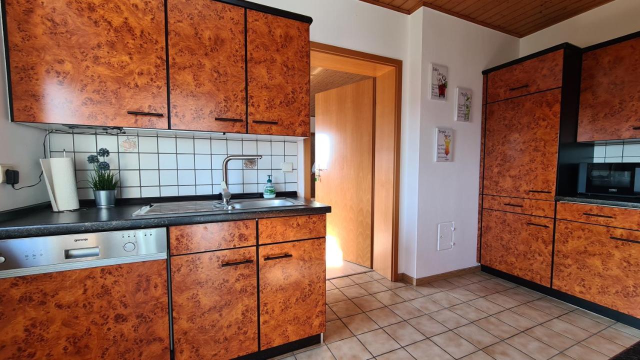 Moderne Ferienwohnung Mit Eigenem Garten Und Traumhaften Blick Wilhelmsthal Luaran gambar